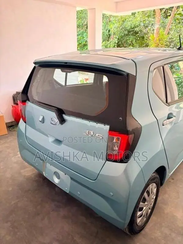 Daihatsu Mira 2020