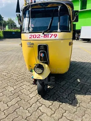 Bajaj RE 1999