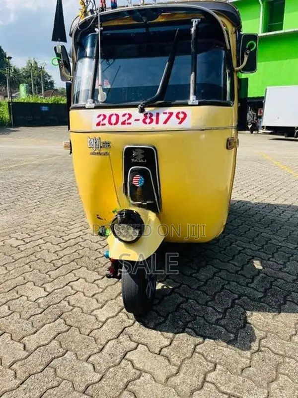 Bajaj RE 1999
