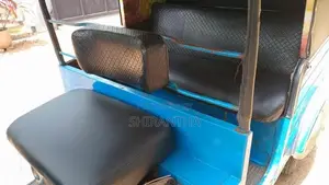 Bajaj RE 2004