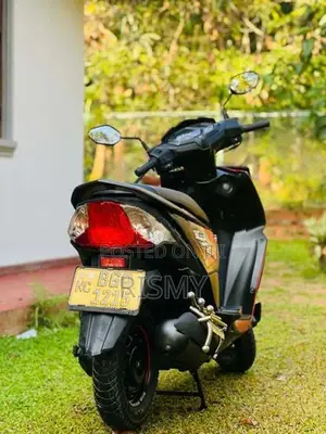 Honda Dio 2018