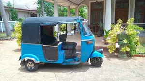 Bajaj RE 2004