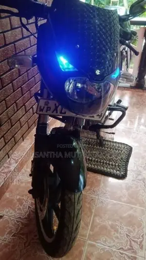 Bajaj Pulsar 180 2012