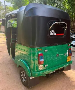 Bajaj RE Three Wheel 2014