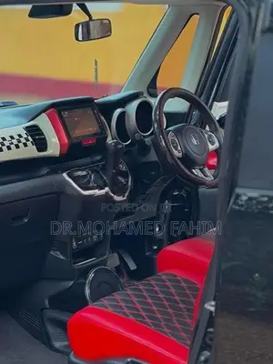 Honda N-Box 2015