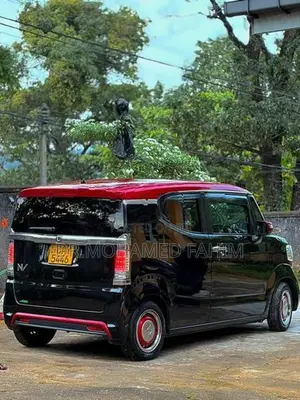 Honda N-Box 2015