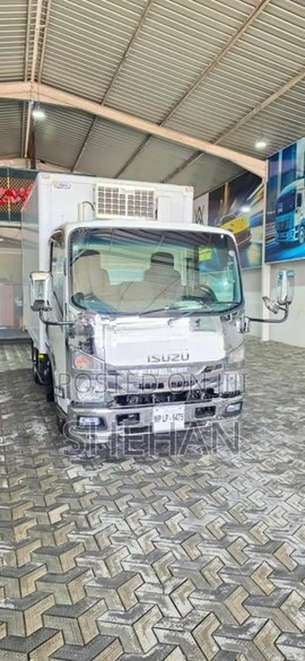 Isuzu Elf Freezer Truck 10.5ft 2018