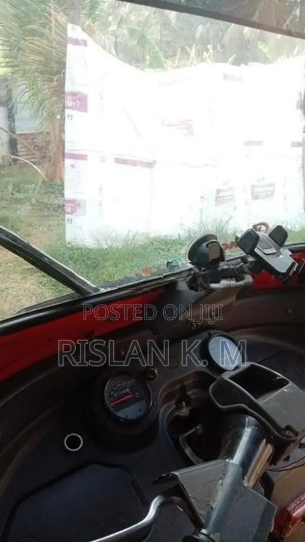 Bajaj RE 2020