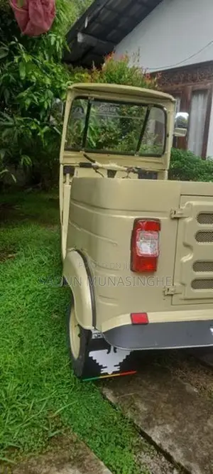 Bajaj RE 1998