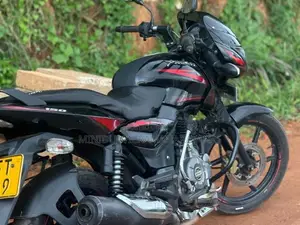 Bajaj Pulsar 150 2017