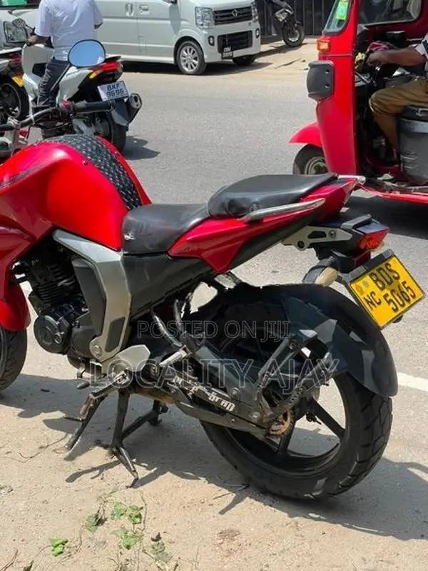 Yamaha FZs V2 2015