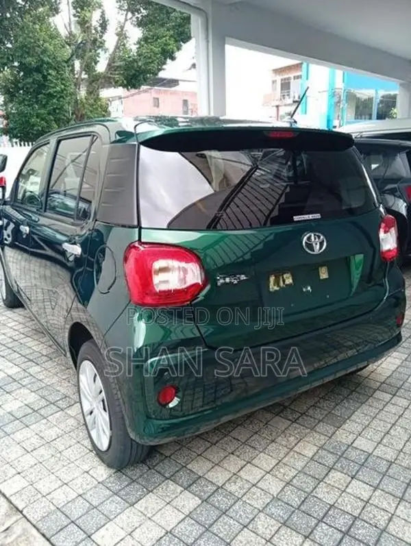 Toyota Passo X Grade 2023