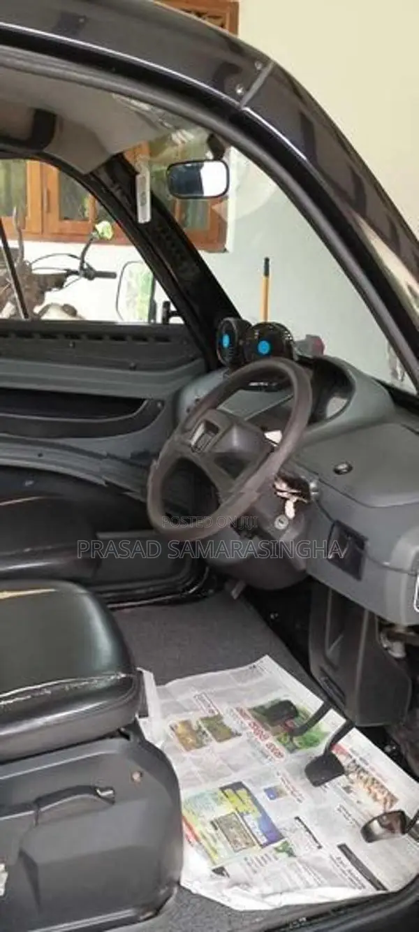 Bajaj Qute 2019