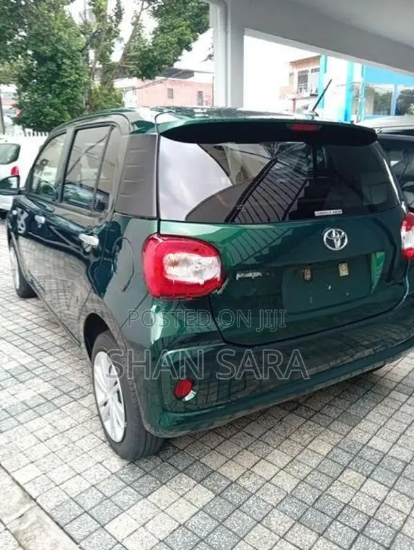 Toyota Passo X Grade 2023