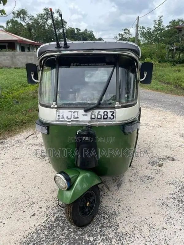 Bajaj RE 2 Stroke 2004