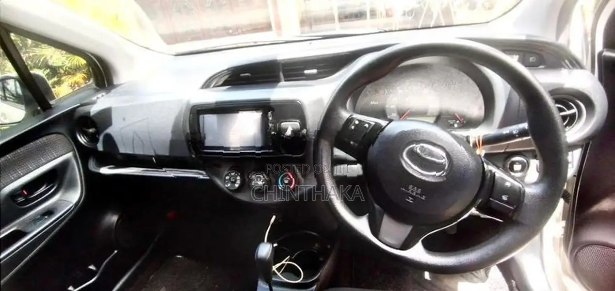 Toyota Vitz 2018