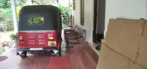 Bajaj RE 2013