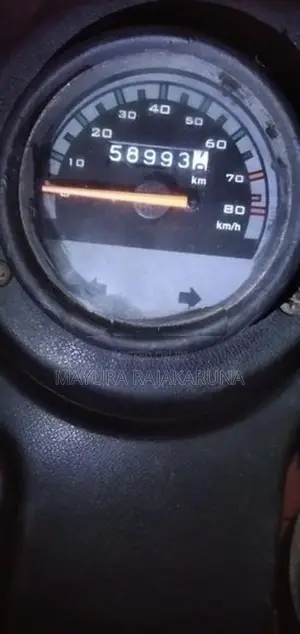Bajaj RE 2013