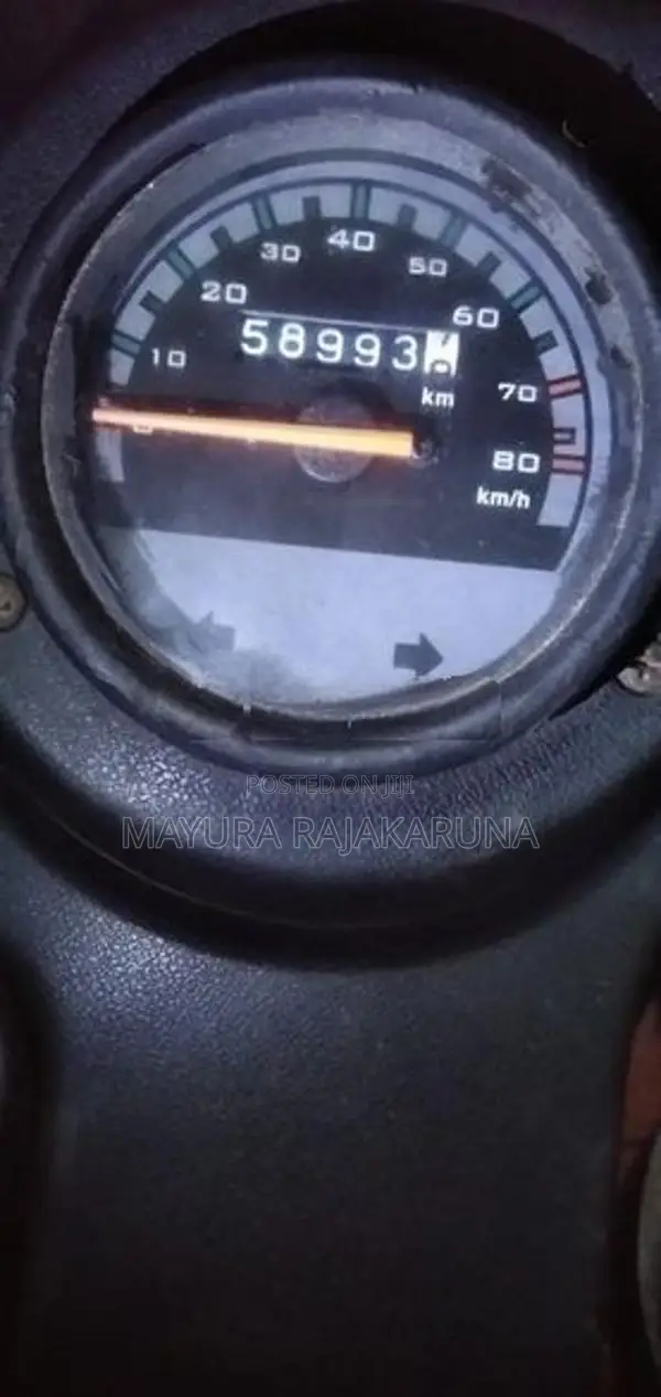 Bajaj RE 2013