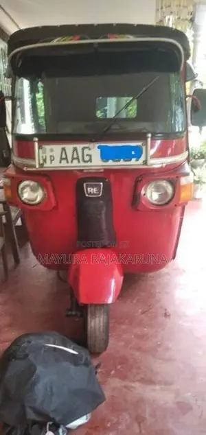 Bajaj RE 2013