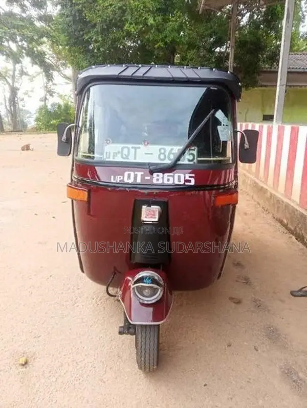 Bajaj RE 2009