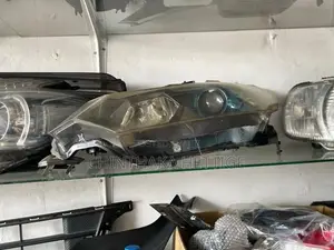 Honda Insight Head Light Xenon