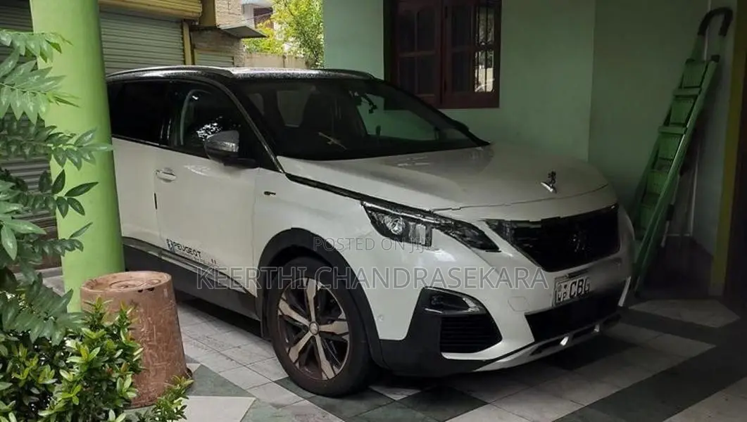 Peugeot 5008 Allure Premium 2019