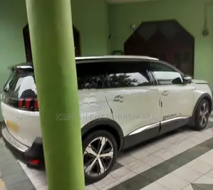 Peugeot 5008 Allure Premium 2019