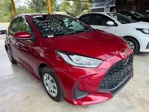Toyota Yaris G LED 2024