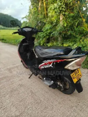TVS Streak 2014 BAS