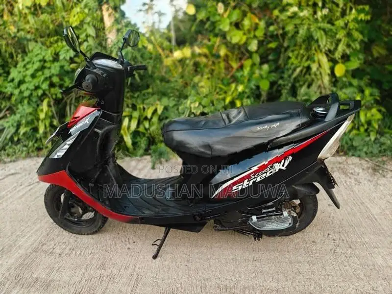 TVS Streak 2014 BAS