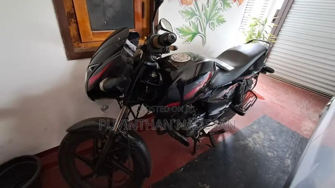 Bajaj Pulsar 150 2016