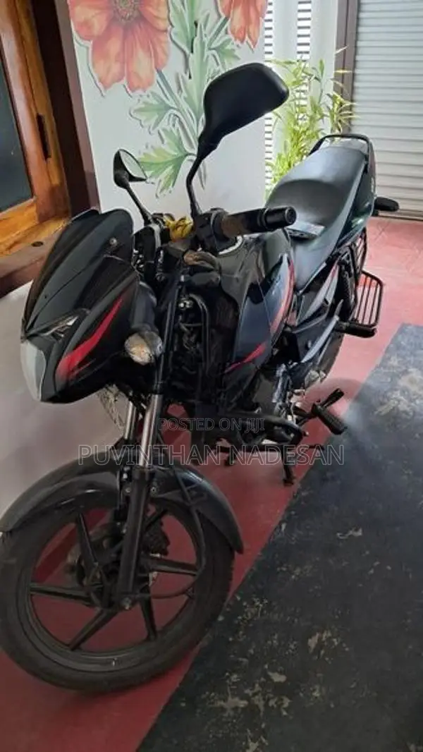 Bajaj Pulsar 150 2016