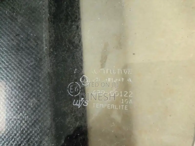 Suzuki Wagon R Front Left Door Glass