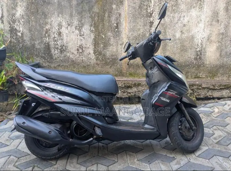 Yamaha Ray ZR 2015