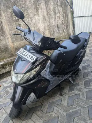 Yamaha Ray ZR 2015