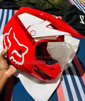Fox V1 Helmet