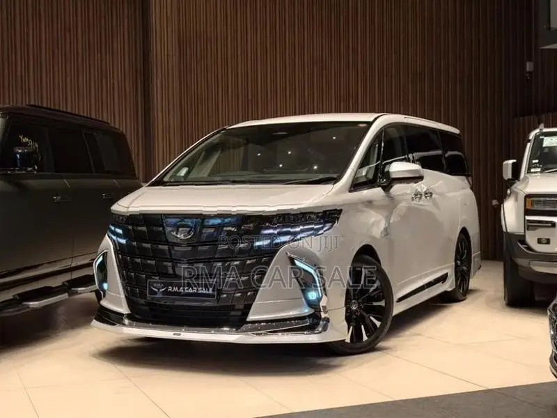 Toyota Alphard Executive Lounge 2025