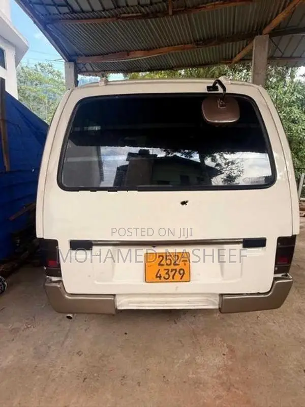 Isuzu Elf 1994