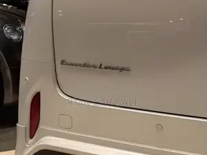 Toyota Alphard Executive Lounge 2025