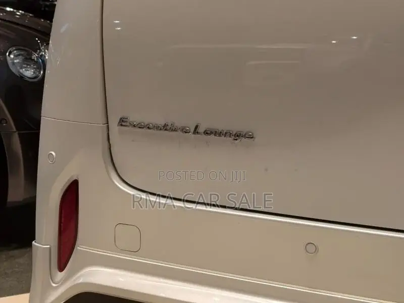 Toyota Alphard Executive Lounge 2025