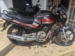 TVS Victor 2004
