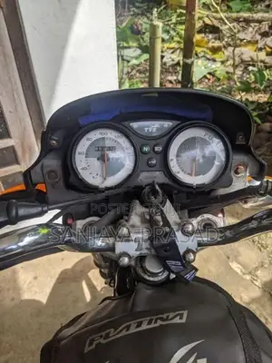 TVS Victor 2004