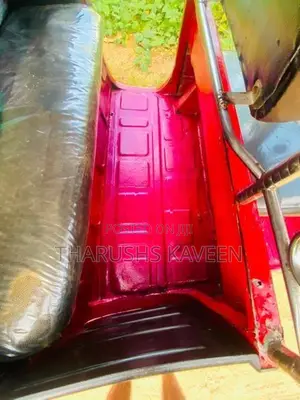 Bajaj RE 2003