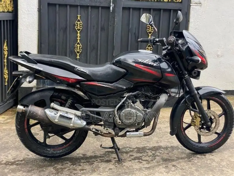 Bajaj Pulsar 150 2017
