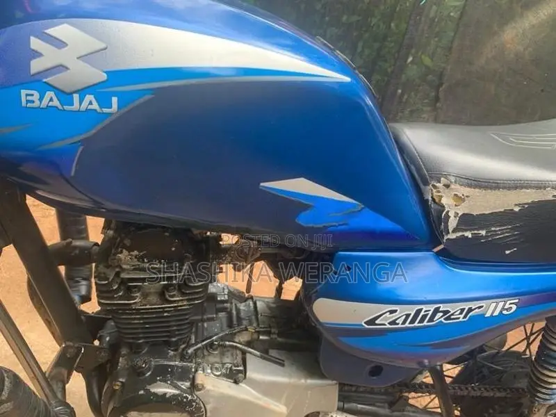 Bajaj Caliber 2003
