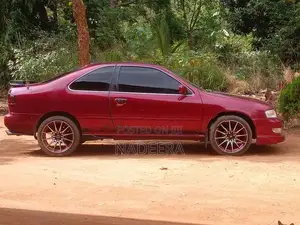 Nissan Sunny FB14 1995