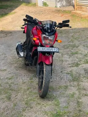 Yamaha FZ S 2015