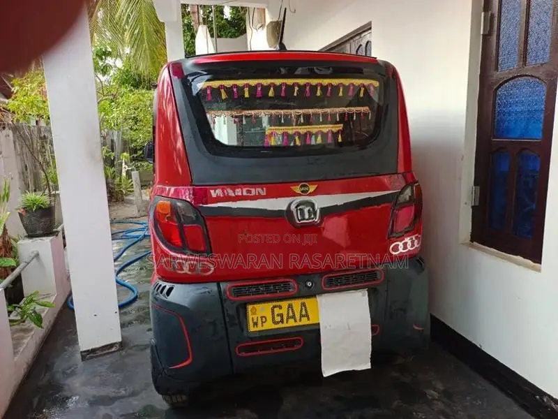 Bajaj Qute 2019