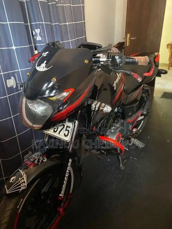 Bajaj Pulsar 150 2017